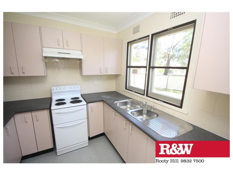 6 ANTILL PLACE, Blackett NSW 2770