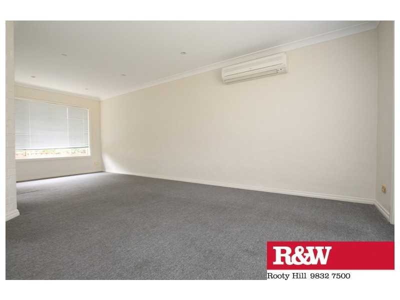 12  LEANNE PLACE, Quakers Hill NSW 2763