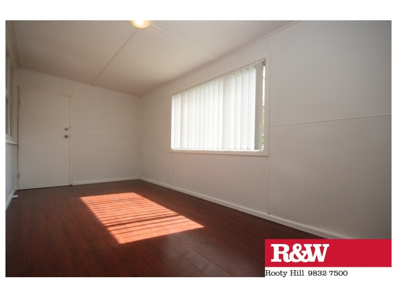 45 ELIZABETH CRESCENT, Kingswood NSW 2747