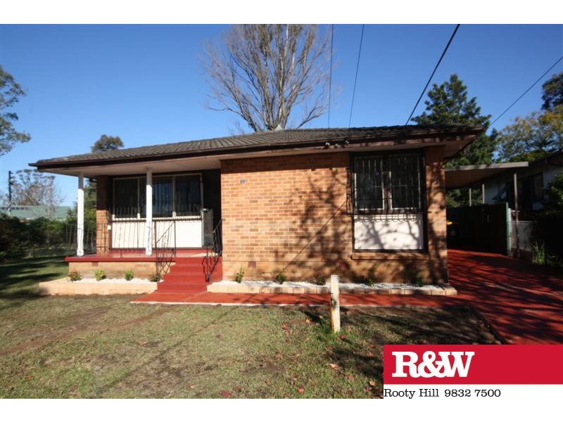 16 HAGEN PLACE, Whalan NSW 2770