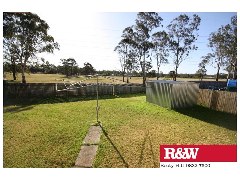 39 KOOMOOLOO CRESCENT, Shalvey NSW 2770
