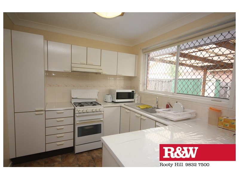 19 BRUSSELS CRESCENT, Rooty Hill NSW 2766