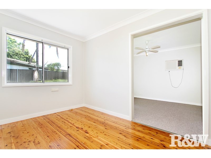 7 Law Crescent, Tregear NSW 2770