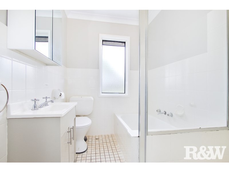 7 Law Crescent, Tregear NSW 2770