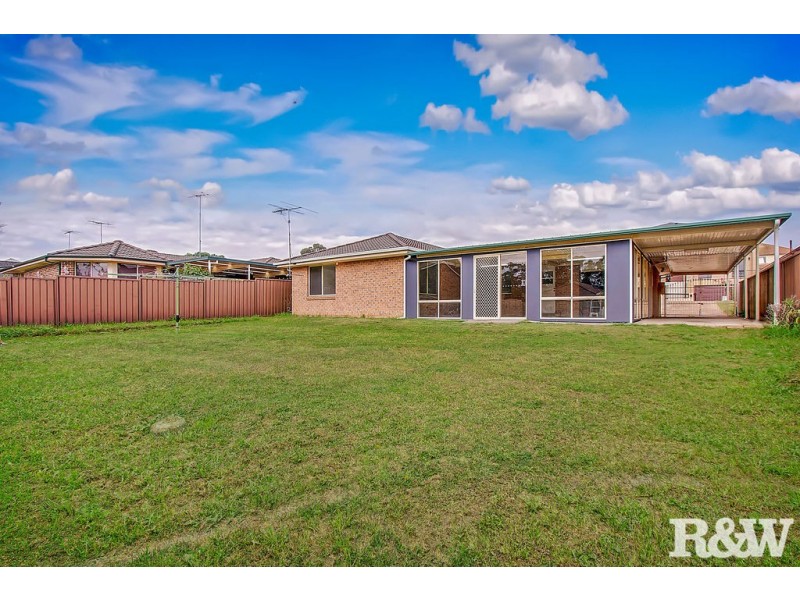 25 Fairburn Crescent, Minchinbury NSW 2770