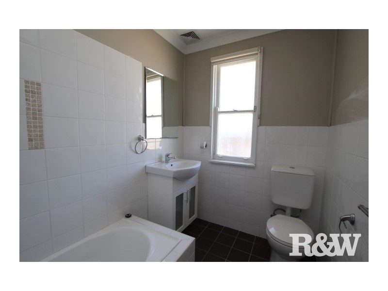 4 Law Crescent, Tregear NSW 2770