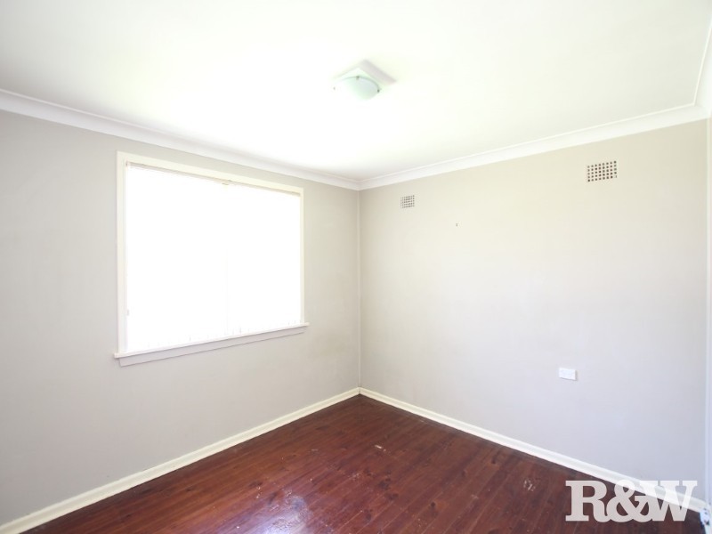 24 Erebus Crescent, Tregear NSW 2770