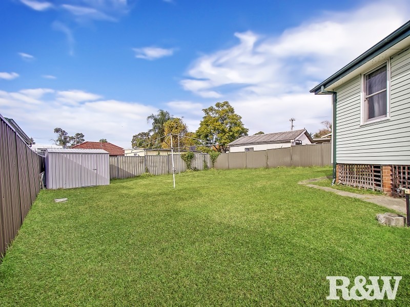 6 Hindemith Avenue, Emerton NSW 2770