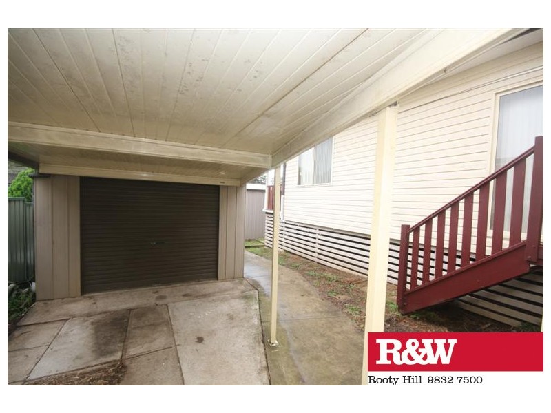 75 Torres Crescent, Whalan NSW 2770