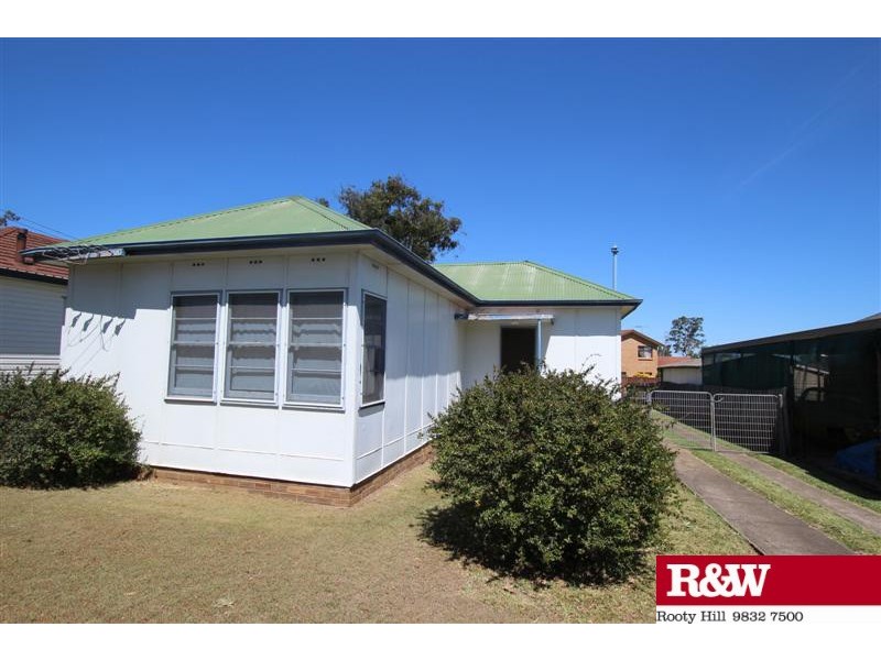 70 CATALINA STREET, North St Marys NSW 2760