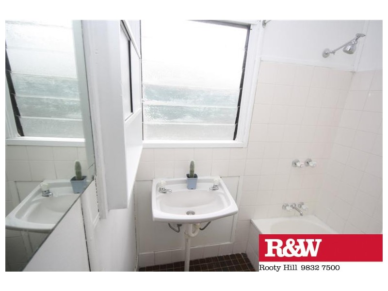 70 CATALINA STREET, North St Marys NSW 2760