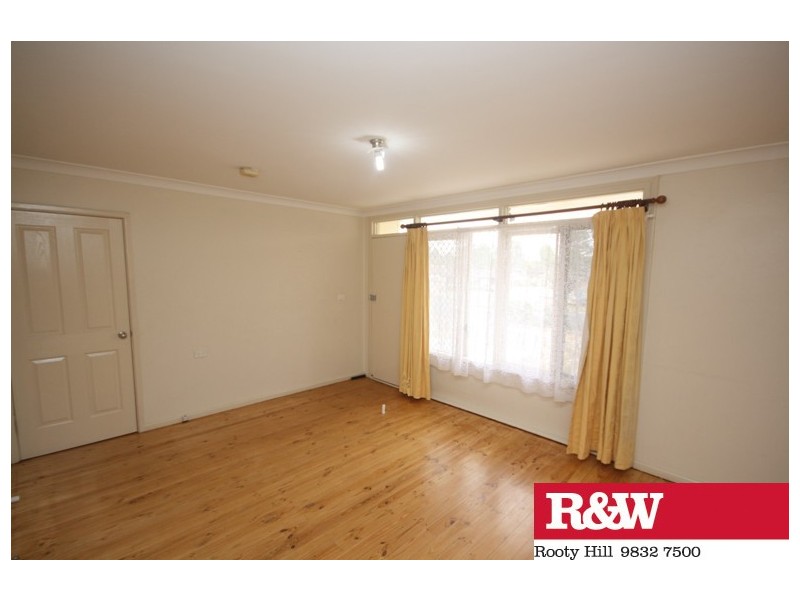 15 HELENA AVENUE, Emerton NSW 2770