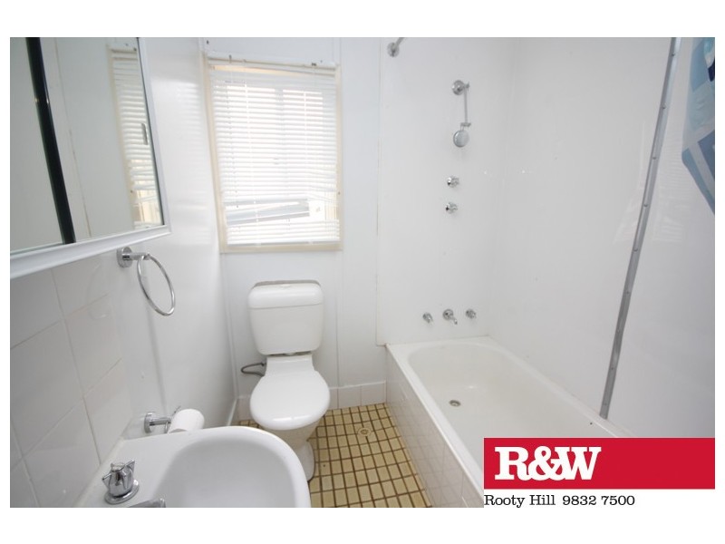 15 HELENA AVENUE, Emerton NSW 2770