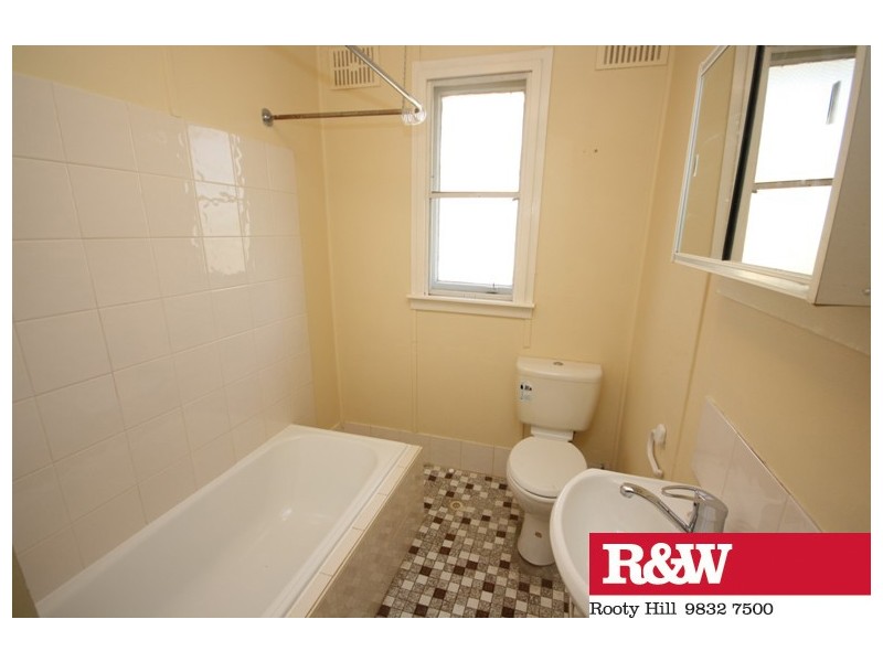 13 KURAMA CRESCENT, Whalan NSW 2770