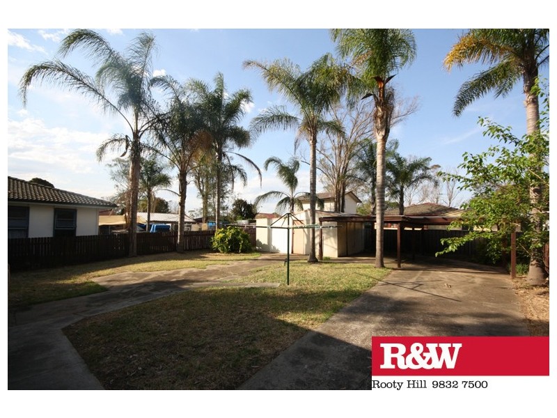 13 KURAMA CRESCENT, Whalan NSW 2770