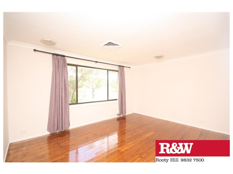 29 GLENNIE STREET, Colyton NSW 2760