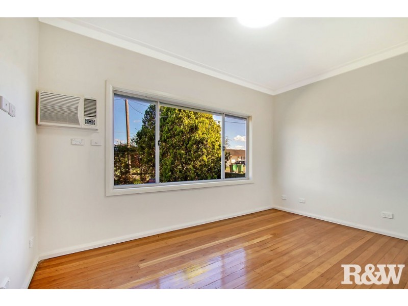 21 Gregory Avenue, Oxley Park NSW 2760