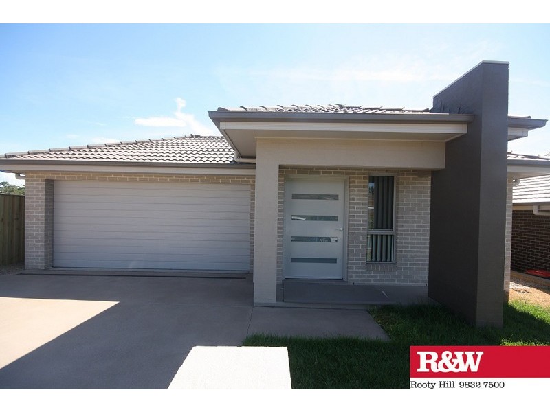 14 Bartle Road, Minto NSW 2566