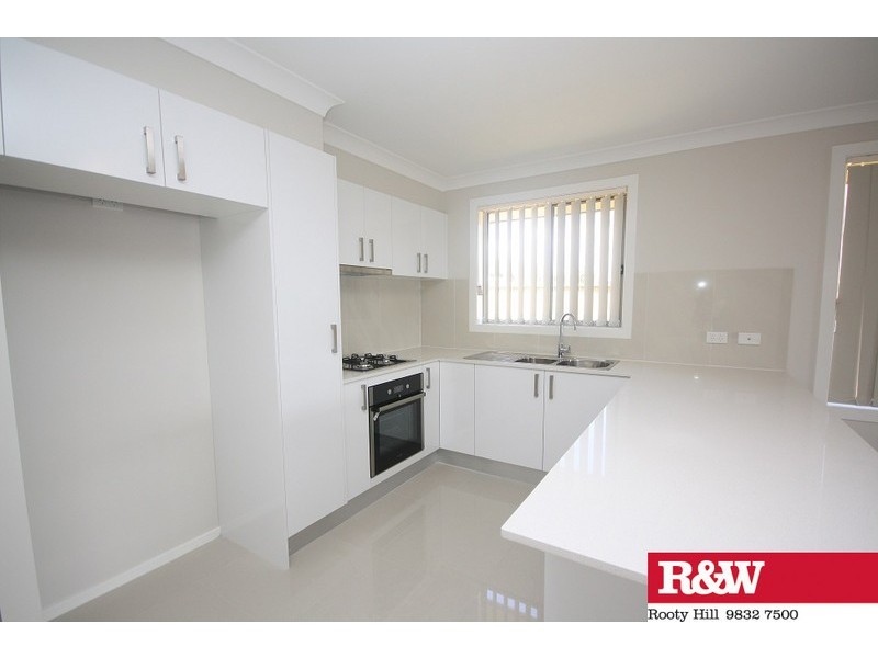 14 Bartle Road, Minto NSW 2566