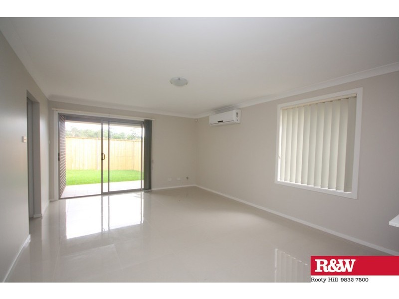 6 Dalrymple Street, Minto NSW 2566