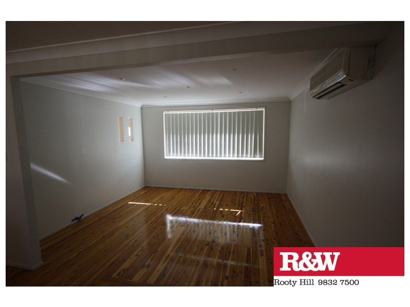 27  Nathan Crescent, Dean Park NSW 2761