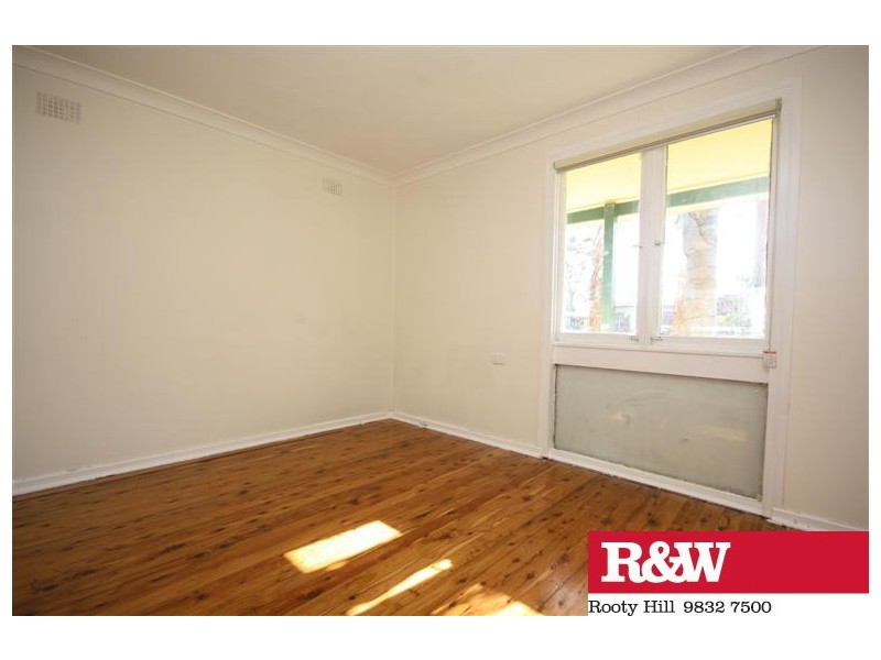 34 Keesing Crescent, Blackett NSW 2770