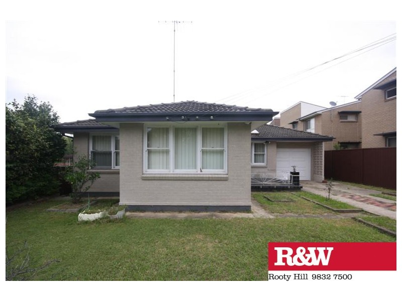 5 Railway Street, Werrington NSW 2747