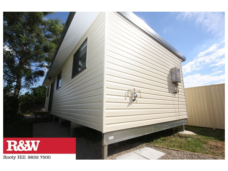 32a  Woodview Road, Oxley Park NSW 2760