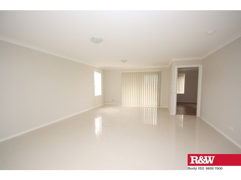 14 Bartle Road, Minto NSW 2566