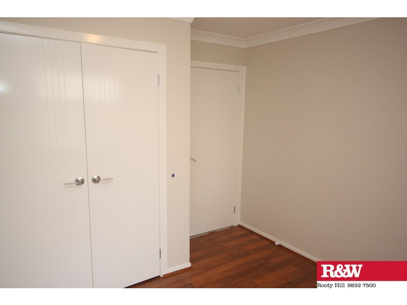 14 Bartle Road, Minto NSW 2566