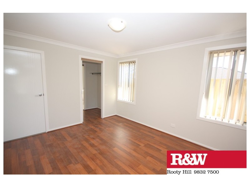 6 Twynam Road, Minto NSW 2566