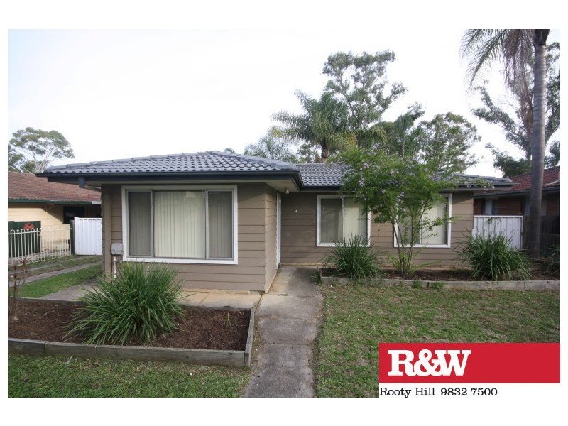 4 Melkarth Place, Doonside NSW 2767
