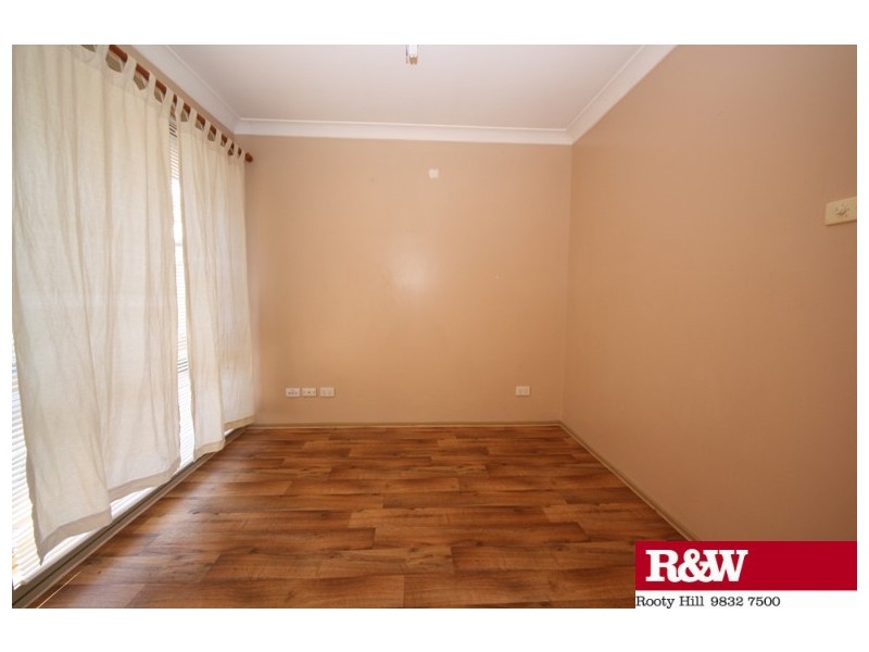 8A Thompson Avenue, Oxley Park NSW 2760