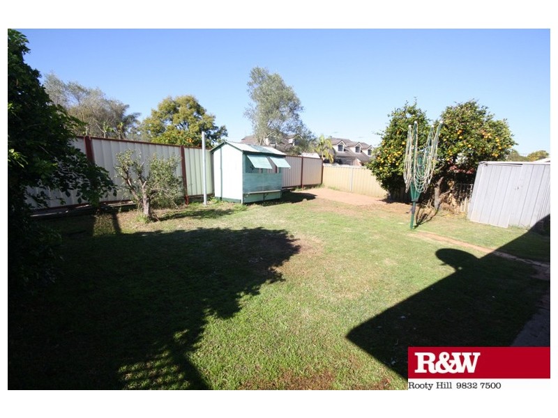 8A Thompson Avenue, Oxley Park NSW 2760