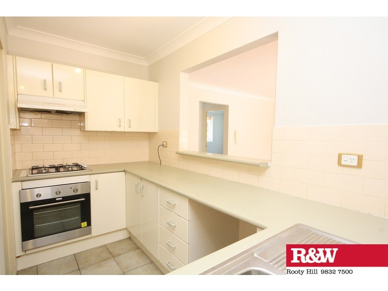 17/6-10 Sir Joseph Banks Street, Bankstown NSW 2200