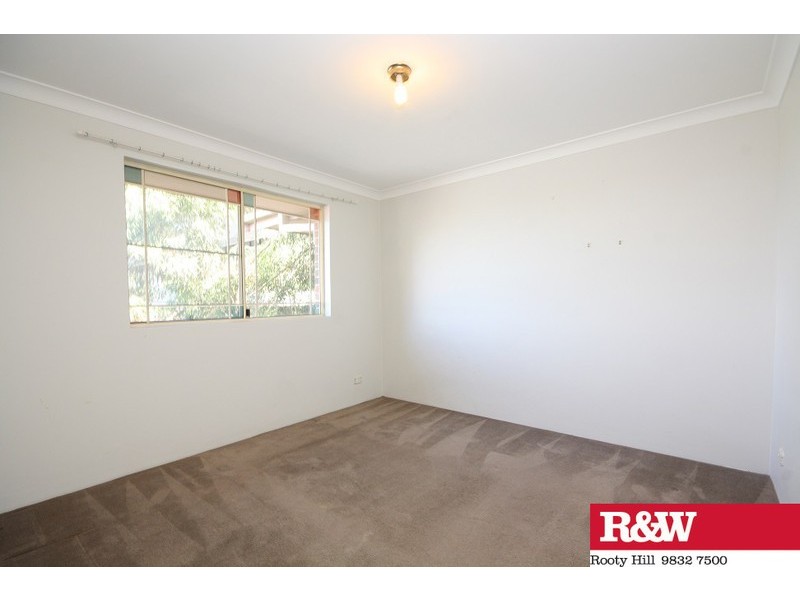17/6-10 Sir Joseph Banks Street, Bankstown NSW 2200