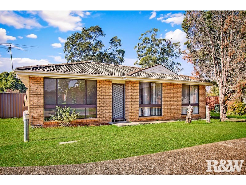 7/4 Woodvale Close, Plumpton NSW 2761