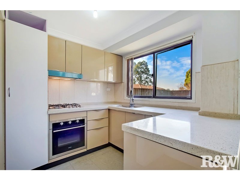 7/4 Woodvale Close, Plumpton NSW 2761