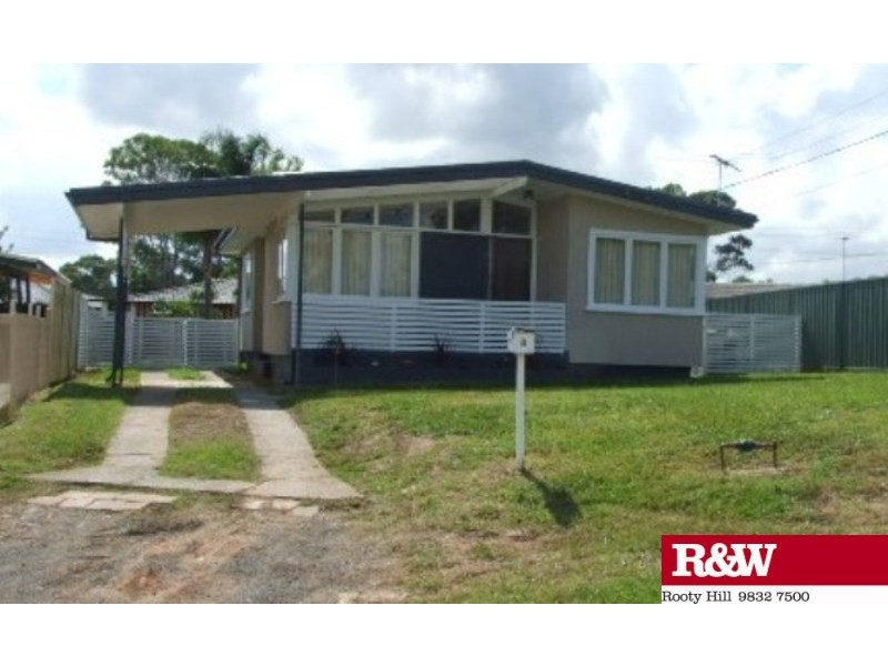 8 Hales Place, Blackett NSW 2770