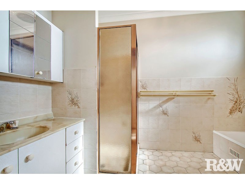 9 Labrador Street, Rooty Hill NSW 2766