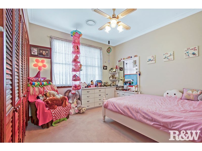 9 Labrador Street, Rooty Hill NSW 2766