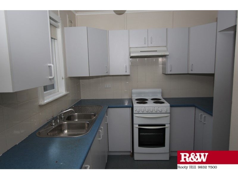 House 10 Mikkelson Avenue, Tregear NSW 2770