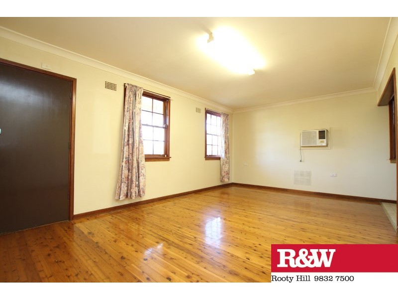 5 Leyte Avenue, Lethbridge Park NSW 2770