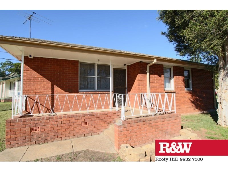 House 35 Lang Crescent, Blackett NSW 2770