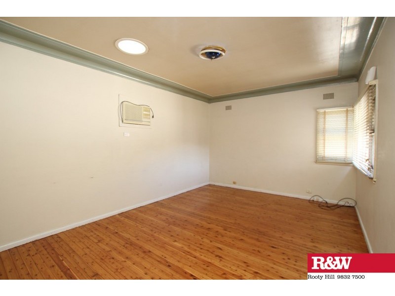 14 Constance Avenue, Oxley Park NSW 2760