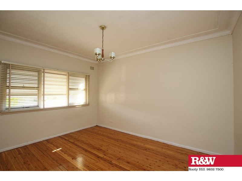 14 Constance Avenue, Oxley Park NSW 2760