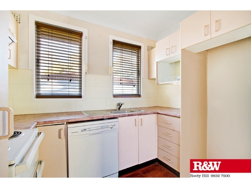 15 Roebuck Crescent, Willmot NSW 2770