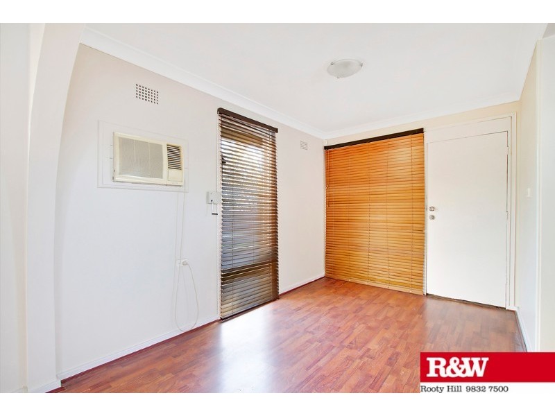 15 Roebuck Crescent, Willmot NSW 2770