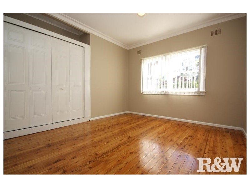 4 Newport Street, Cambridge Park NSW 2747