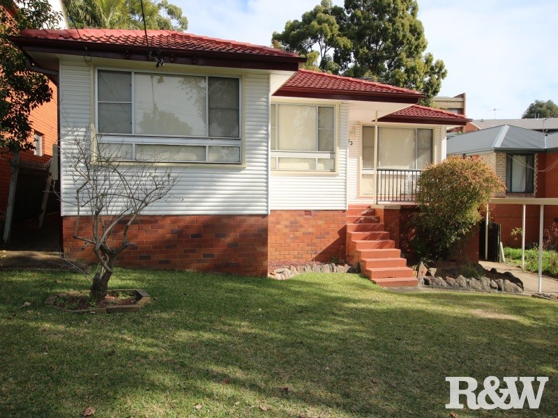 13 Dr Lawson Place, Rooty Hill NSW 2766